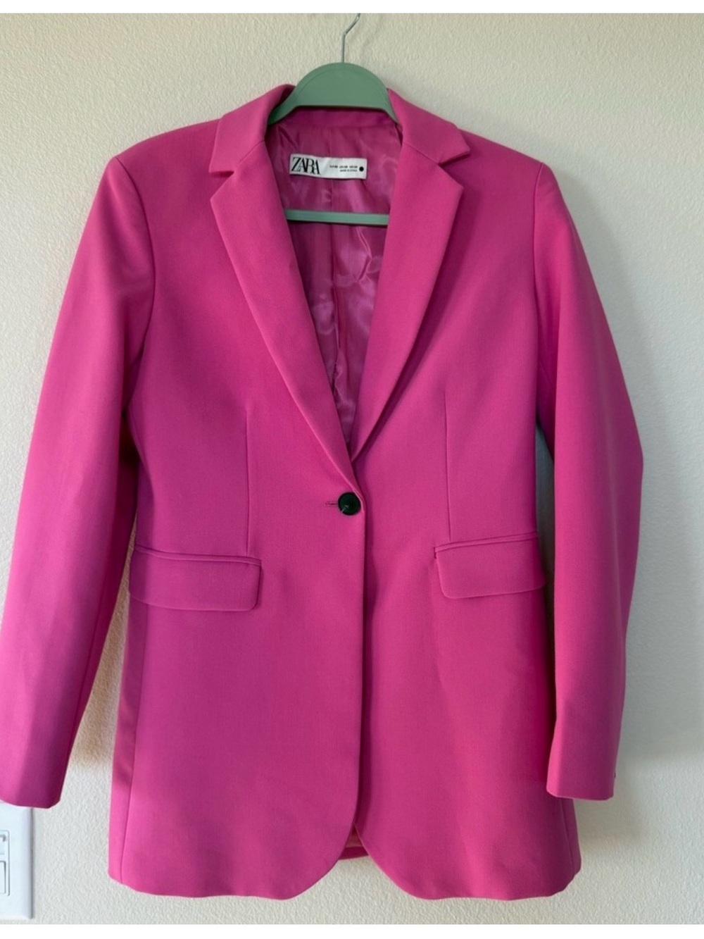 Zara Women's Vibrant Pink Single-Button Blazer